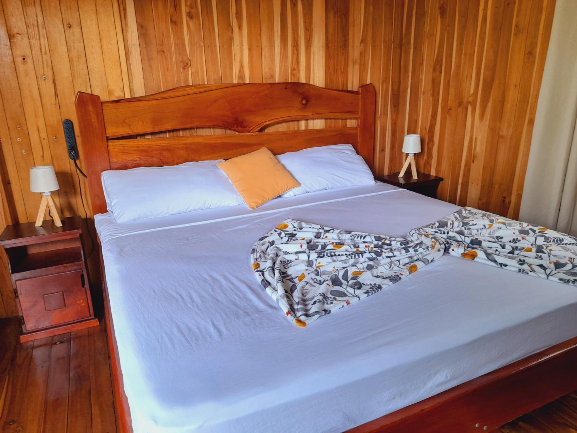 Onca Tours & Treehouses Katira Extérieur photo